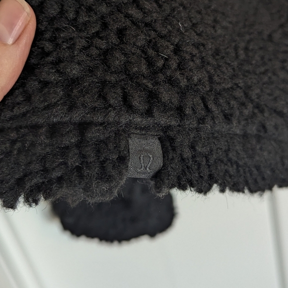 Lululemon Wool Whenever Crewneck Pullover - Black sz 8 - Picture 6 of 6
